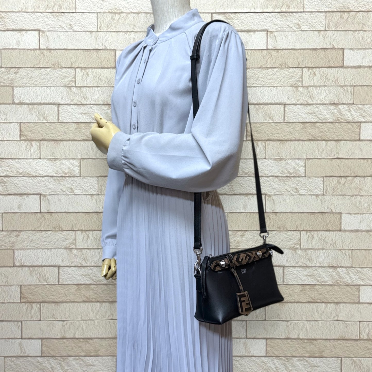 Leather Fendi Shoulder Bag