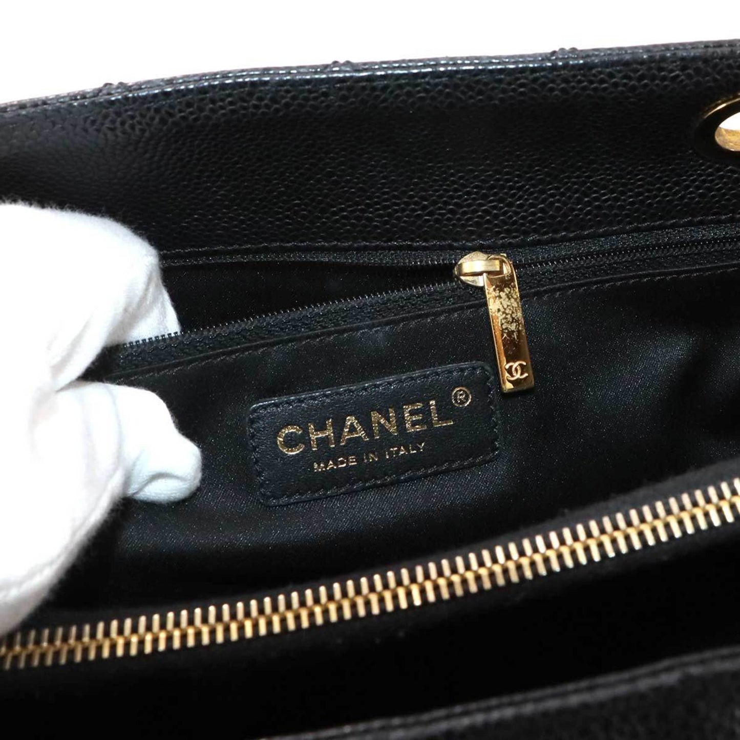 Chanel Matelasse Grand Chain Tote Bag Gst Caviar Leather Black A50995