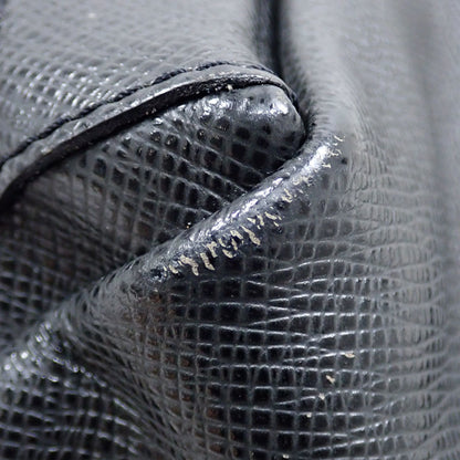 Louis Vuitton Taiga Beluga Shoulder Bag