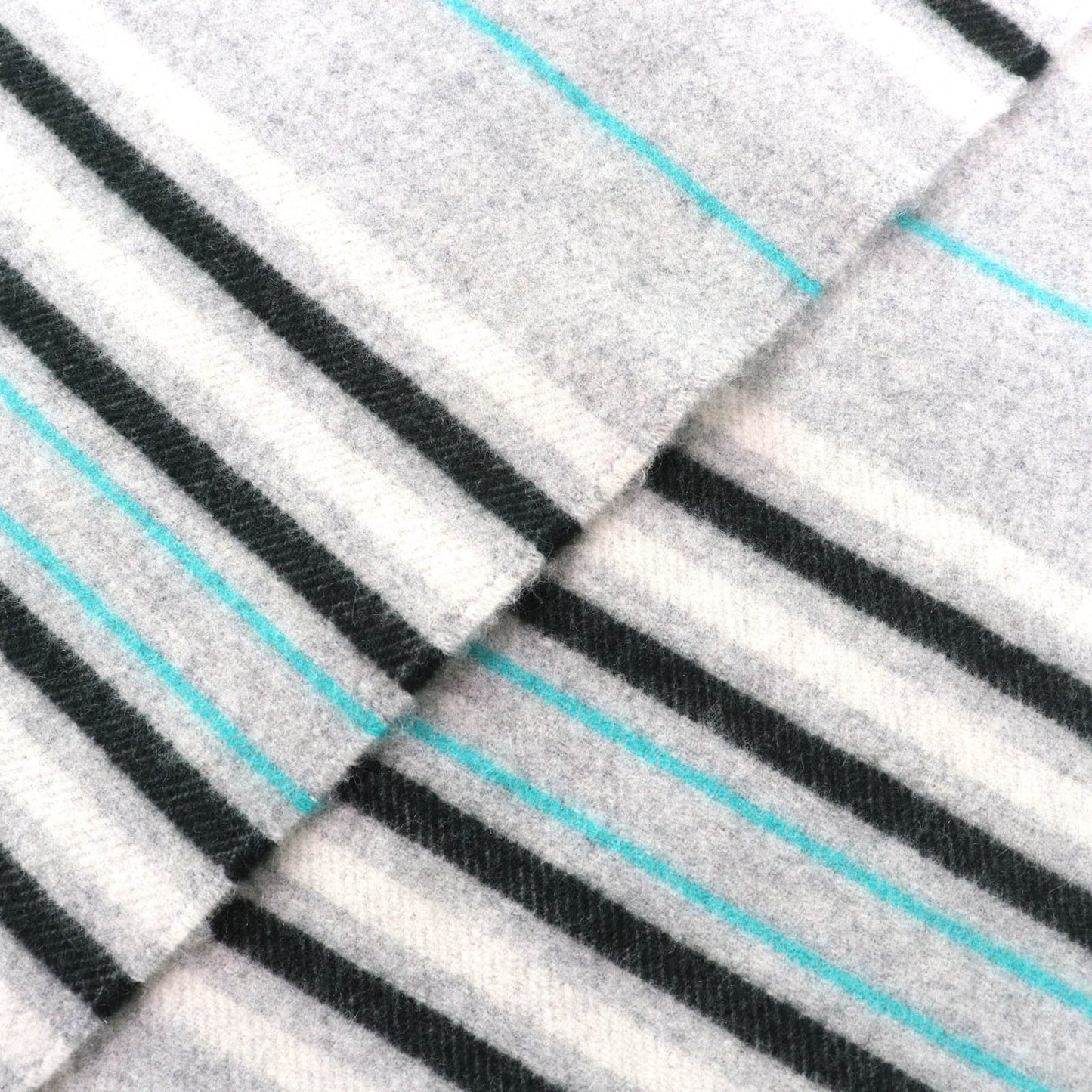 Hermes Neo Rocabar 100% Cashmere Gris Chine Leather Logo Patch Fringe Scarf/Shawl With Box