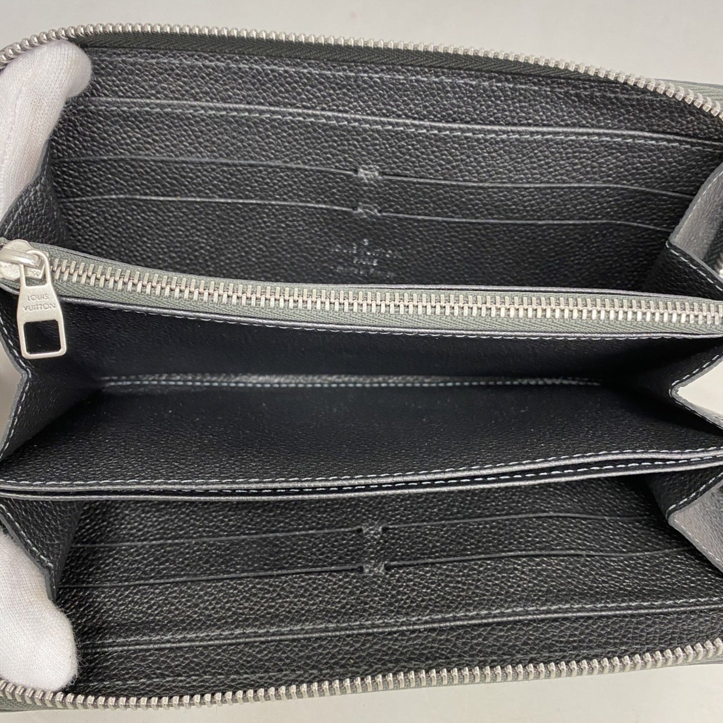 Louis Vuitton Monogram Empreinte Studded Zippy Wallet M61442 Platine