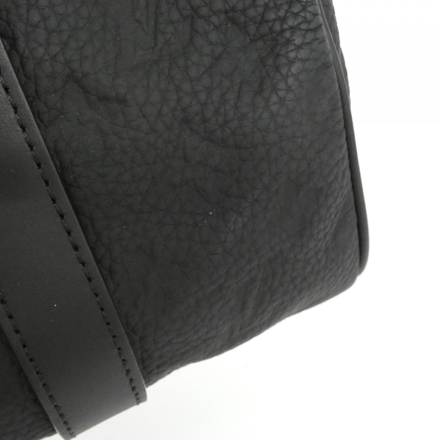 Louis Vuitton Taurillon Monogram Keepall Bandouliere 25Cm Boston Bag M20900