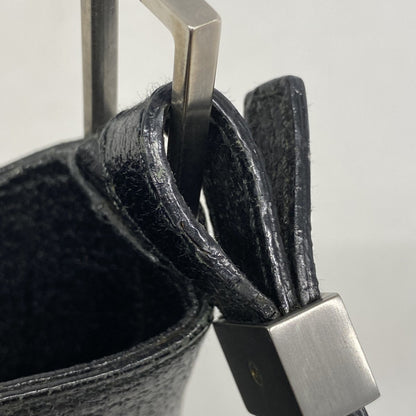 Gucci Shoulder Bag 001 3305 Canvas Black