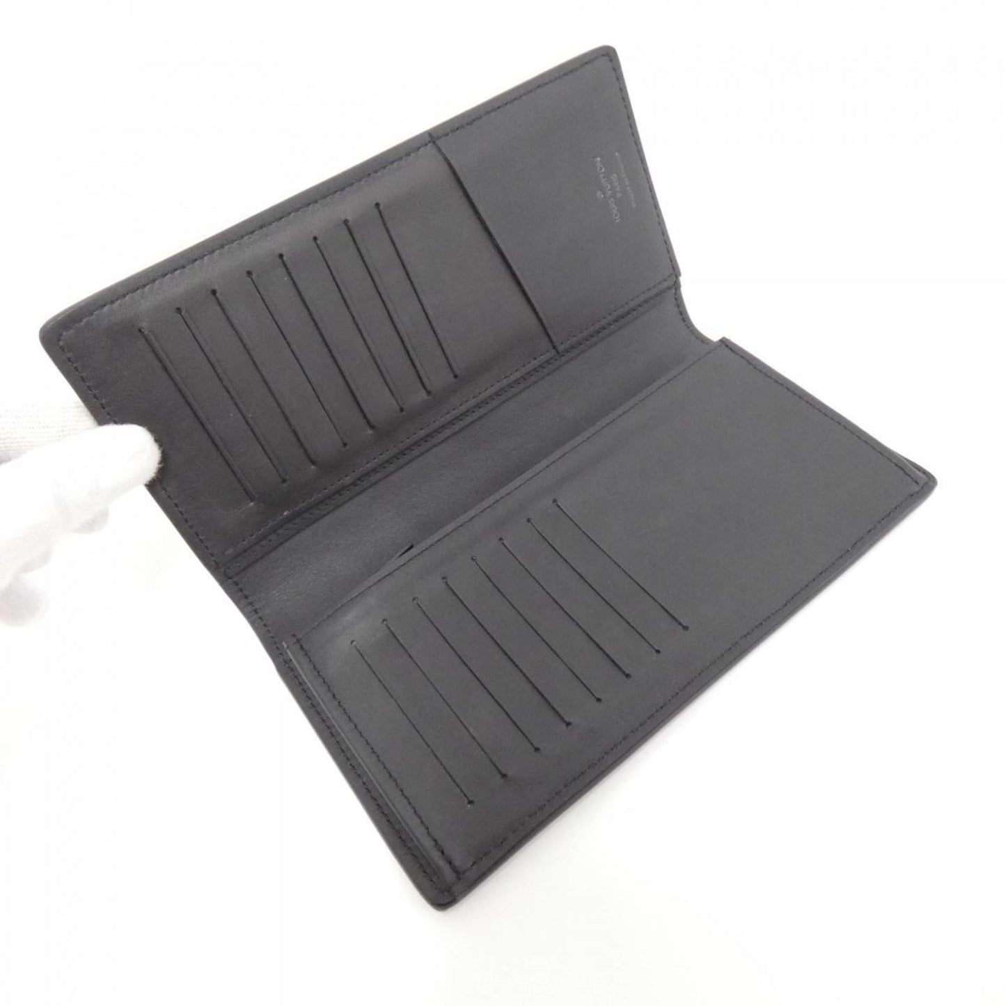 Louis Vuitton Lv Aerogram Portefeuille Brazza M69980 Wallet