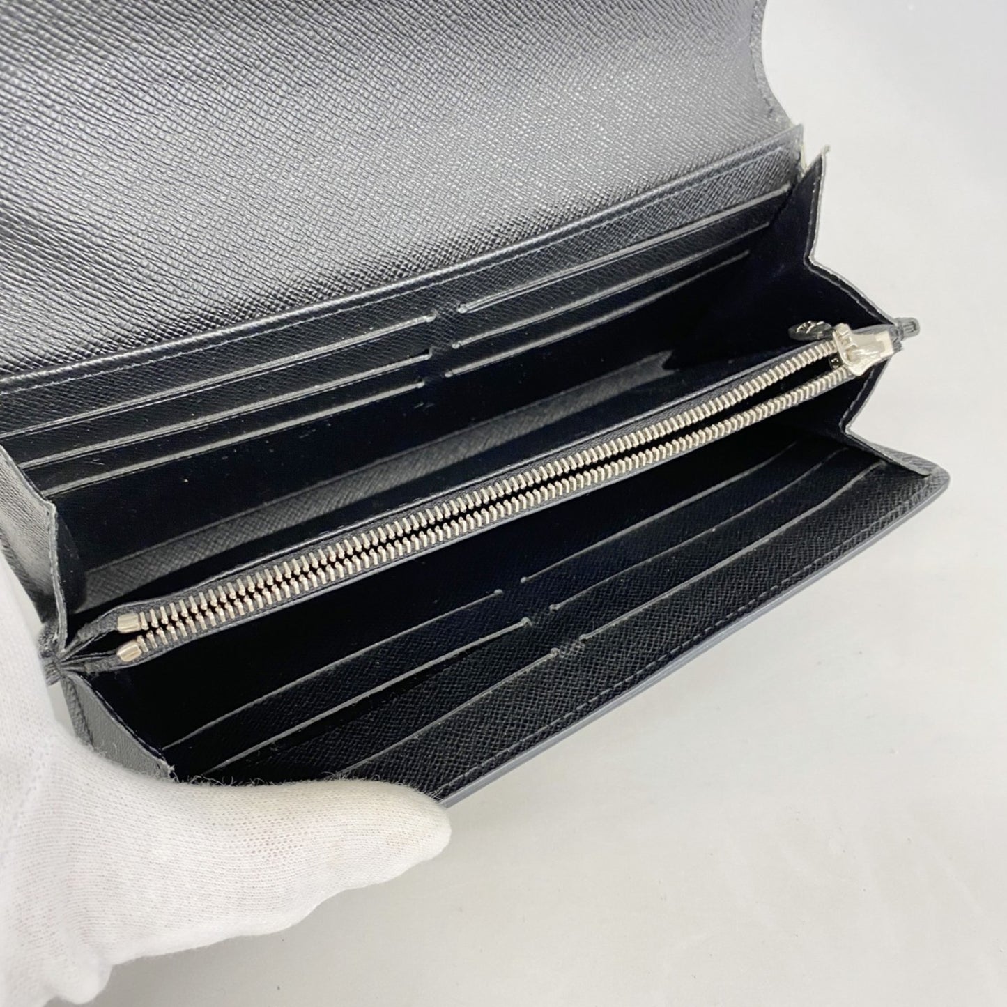 Louis Vuitton Epi Portefeuille Twist Long Wallet M68309 Noir