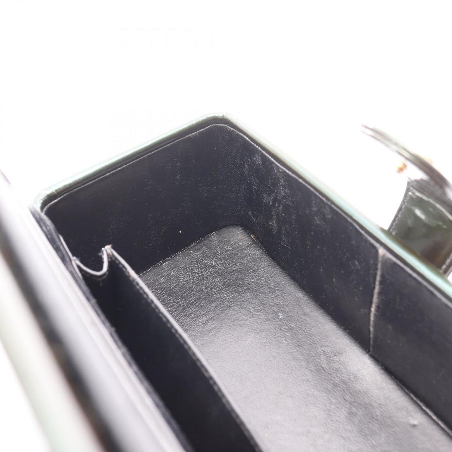 Chanel Matelasse Handbag In Patent Leather