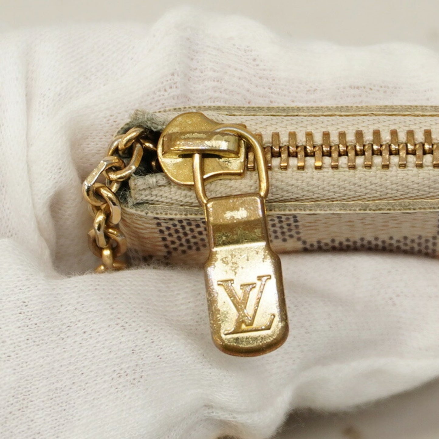 Louis Vuitton Damier Azur Pochette Cle Wallet/Coin Case N62659 White