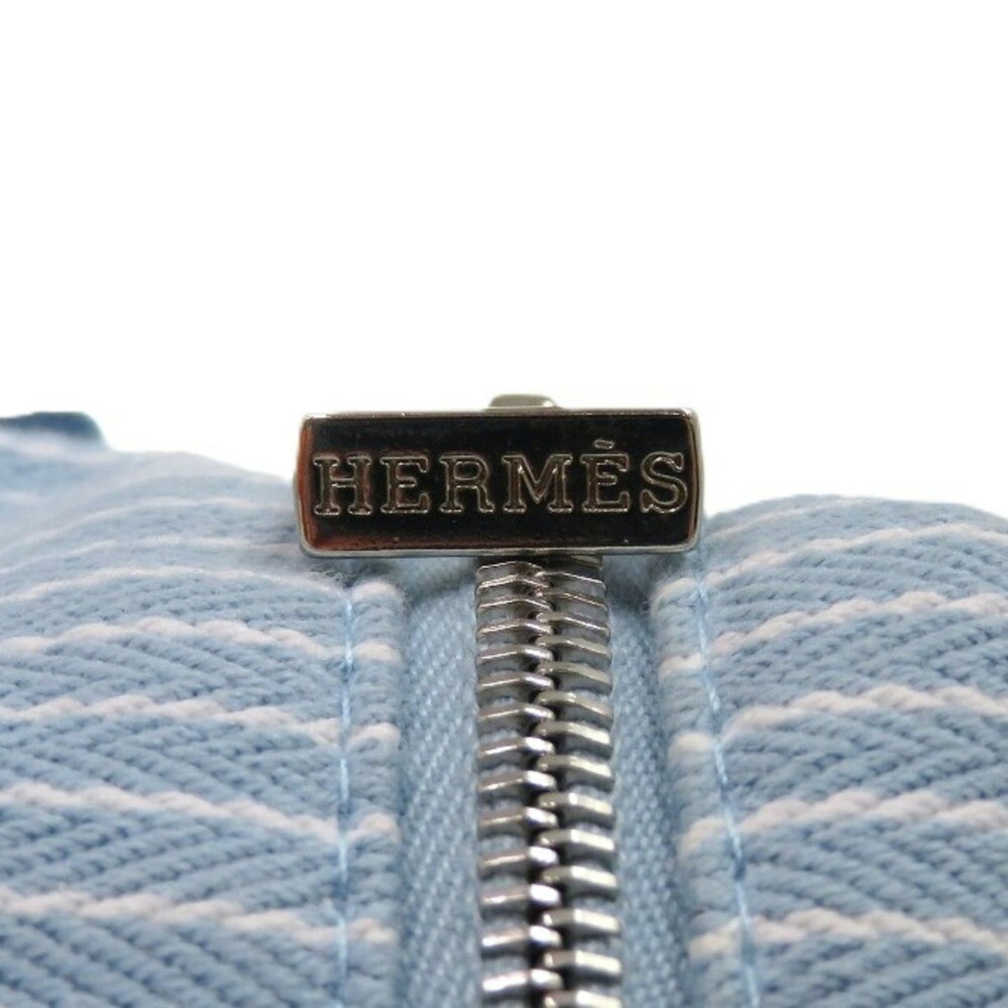 Hermes Like New Herms Cabriole To-Go Mm Cotton Pouch In White