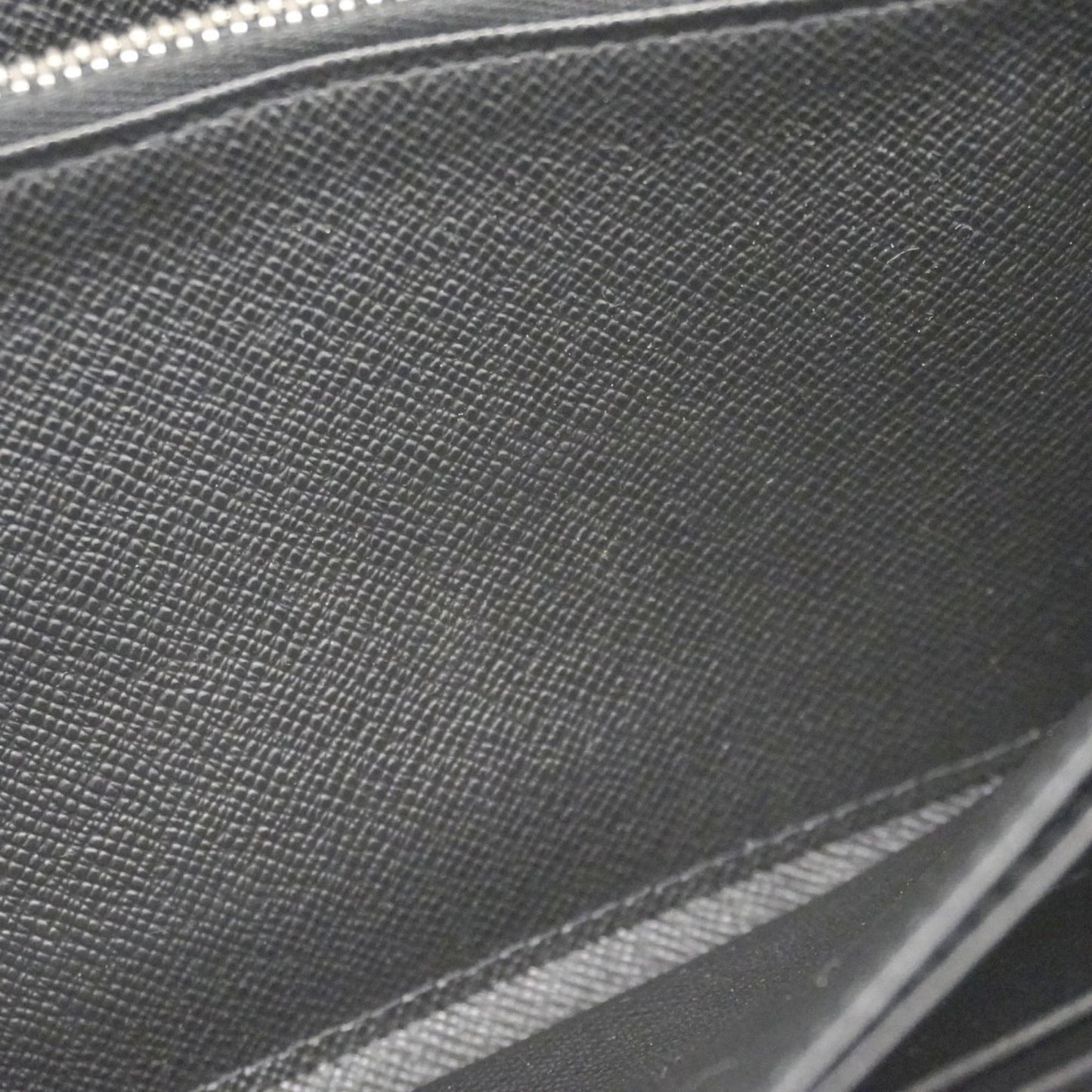 (Bi-Fold) Louis Vuitton Long Wallet