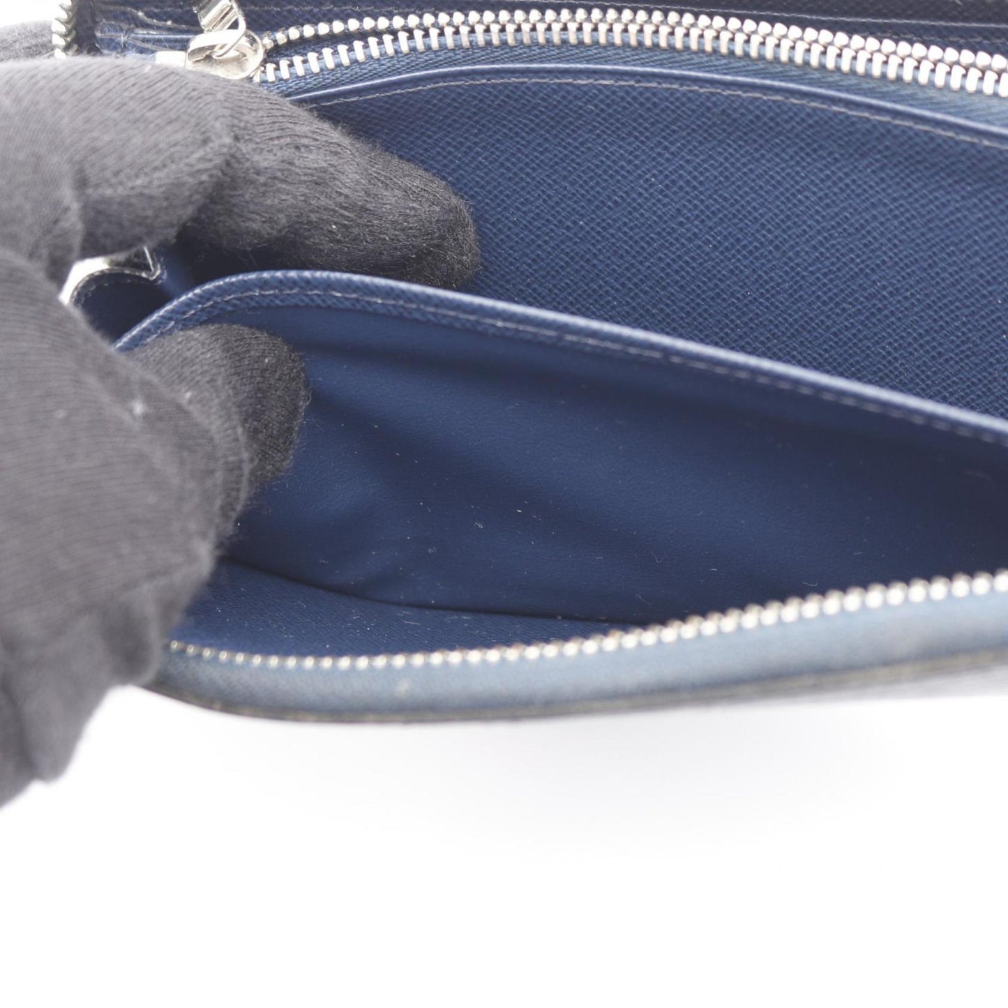 Louis Vuitton Zippy Wallet