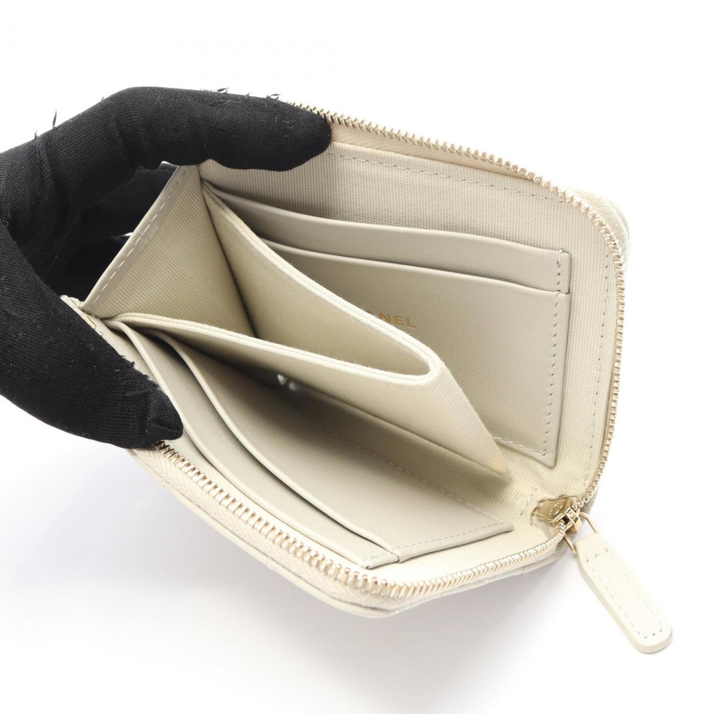 Chanel Matelasse Round Wallet In Grained Calfskin Leather