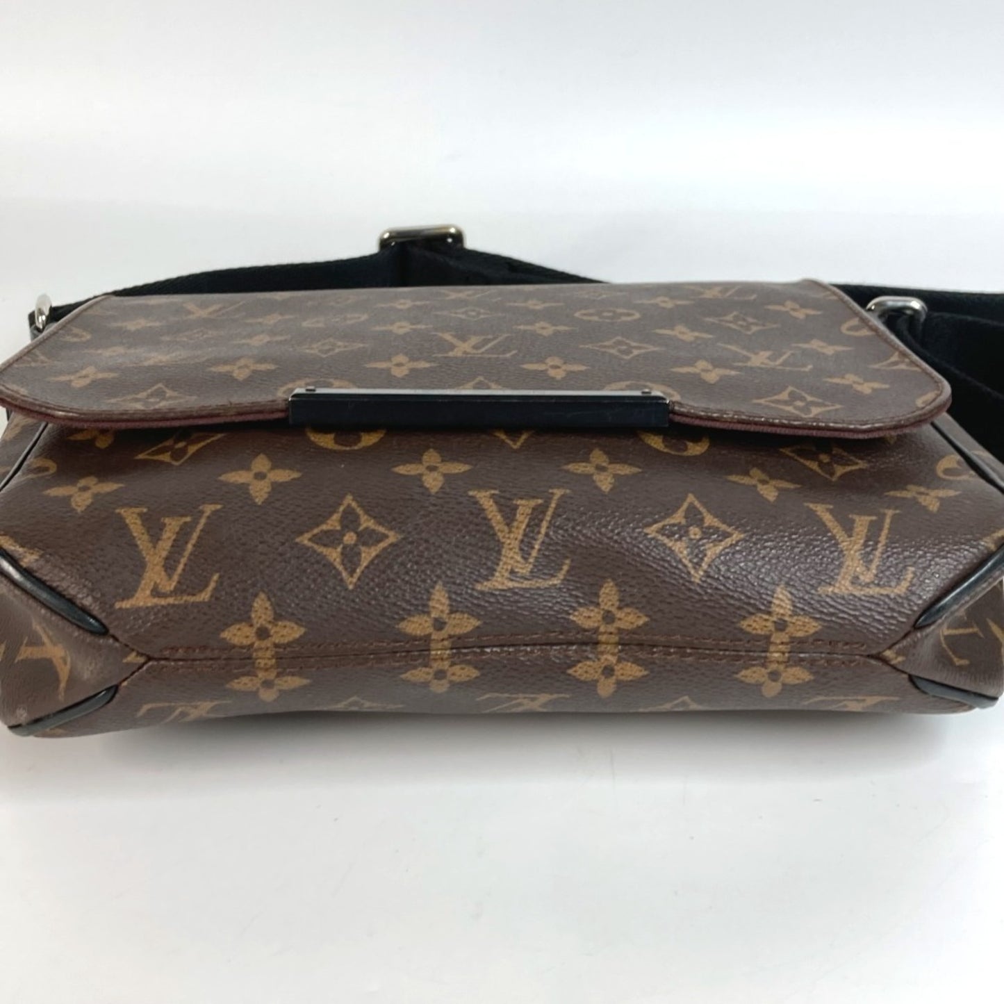 Louis Vuitton Monogram Macassar District Pm M40935 Flap Messenger Bag/Shoulder Bag In Canvas