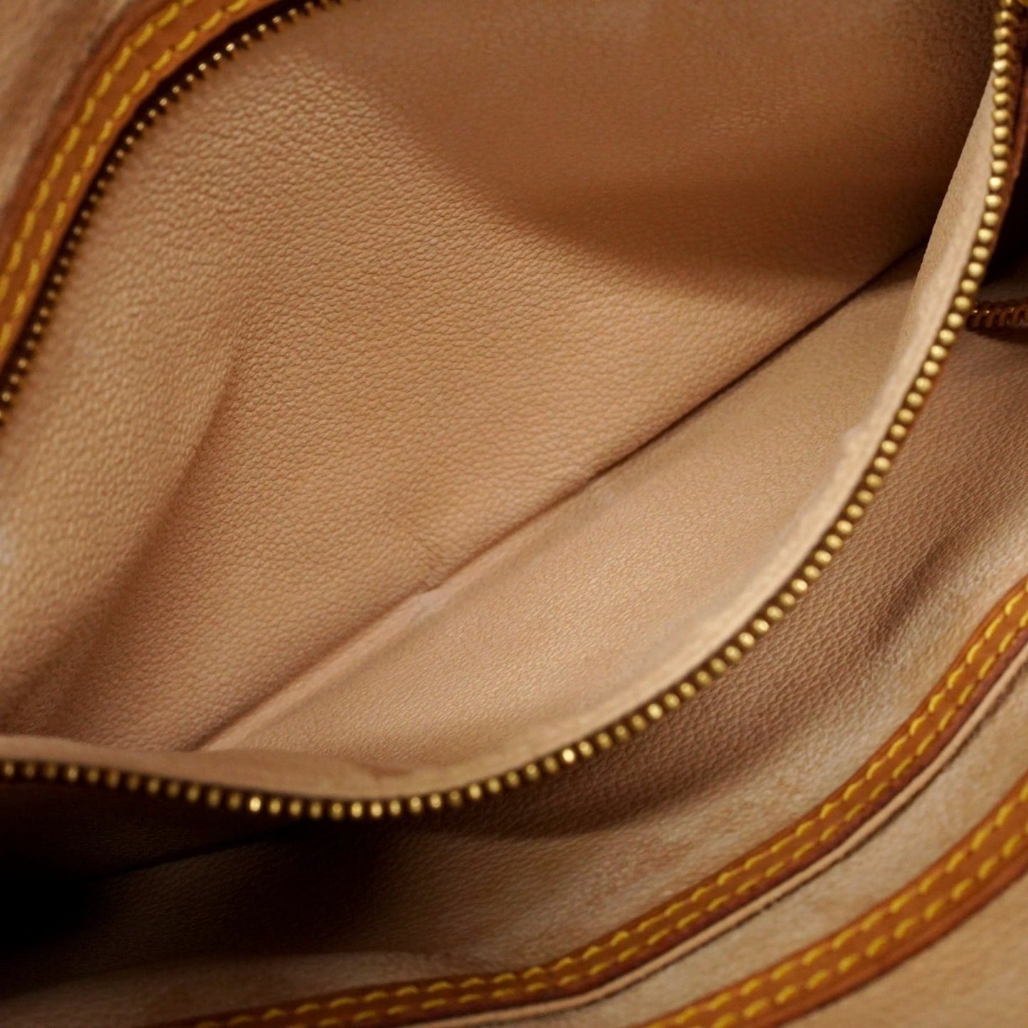 Bag Louis Vuitton Tote