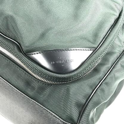 Louis Vuitton Taiga Portable Cinq Centre Bag M30704 Boston Bag