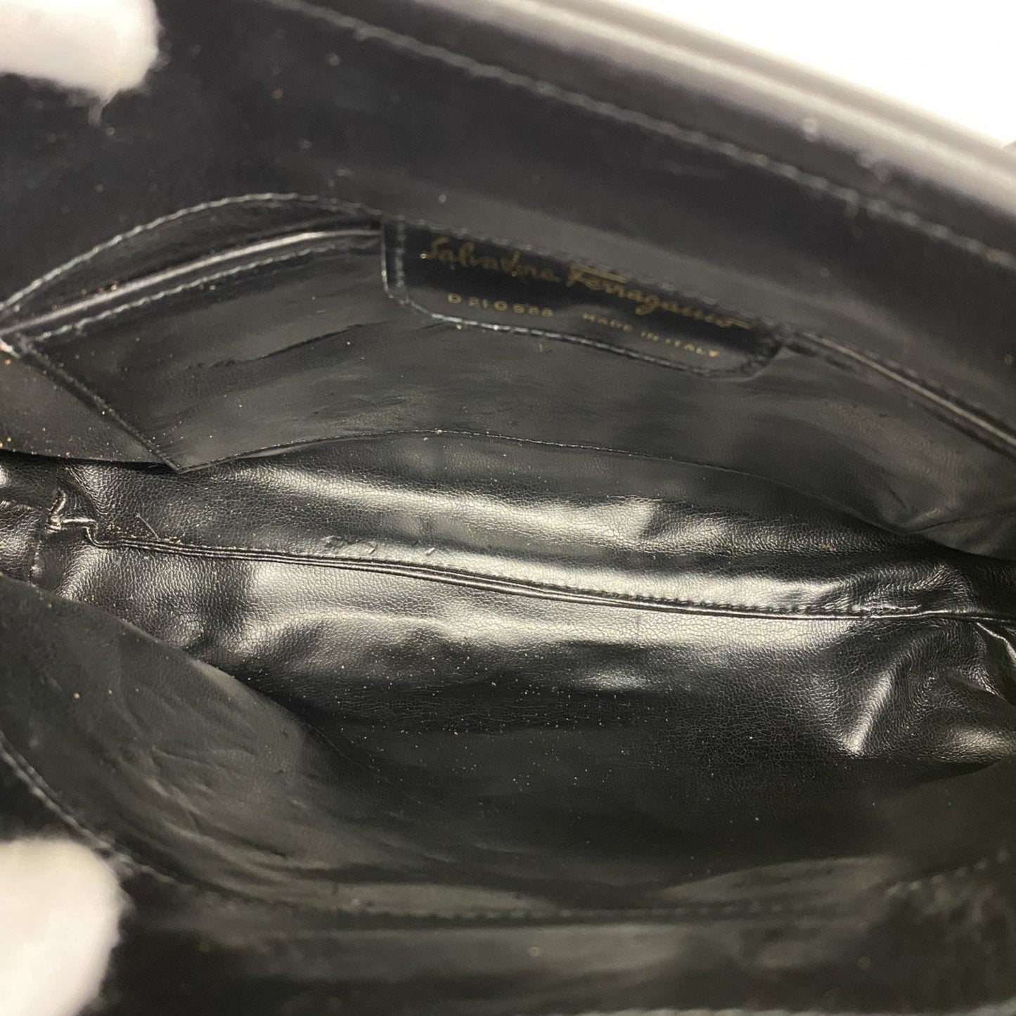 Salvatore Ferragamo Vara Leather Shoulder Bag