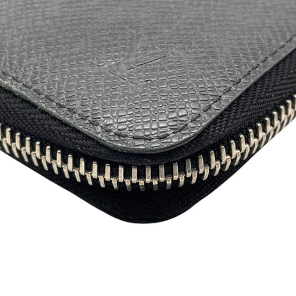 Louis Vuitton Taiga Zippy Wallet Vertical M32822 Long In Noir Black Leather With Silver Hardware