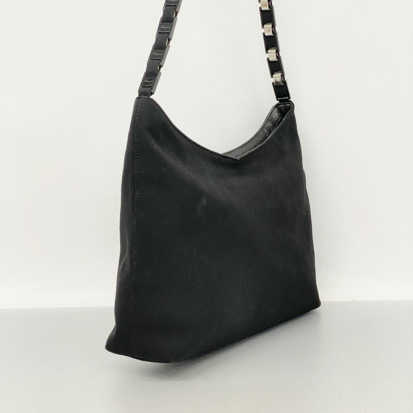 Salvatore Ferragamo Vara Shoulder Bag In Black Nylon
