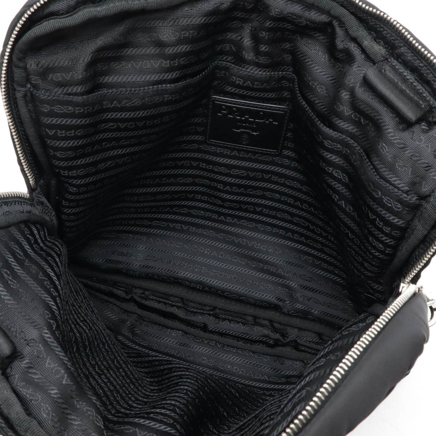 Prada Prada Shoulder Bag Quilted Wrinkled Nylon Nero Black Va0720