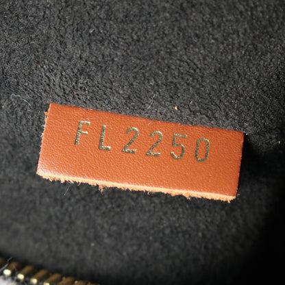 Louis Vuitton Monogram V Tote Mm Handbag