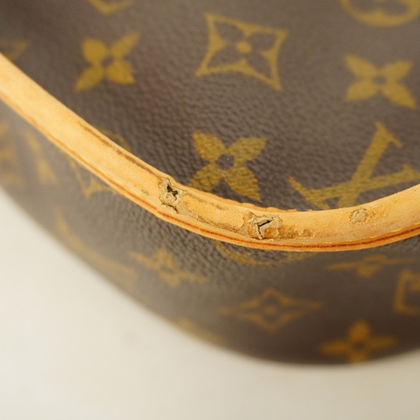 Bag Louis Vuitton Shoulder