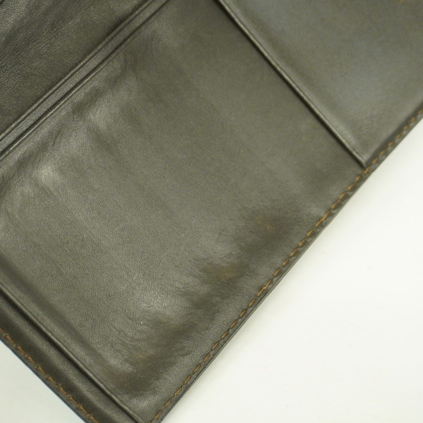 Louis Vuitton Utah Long Wallet