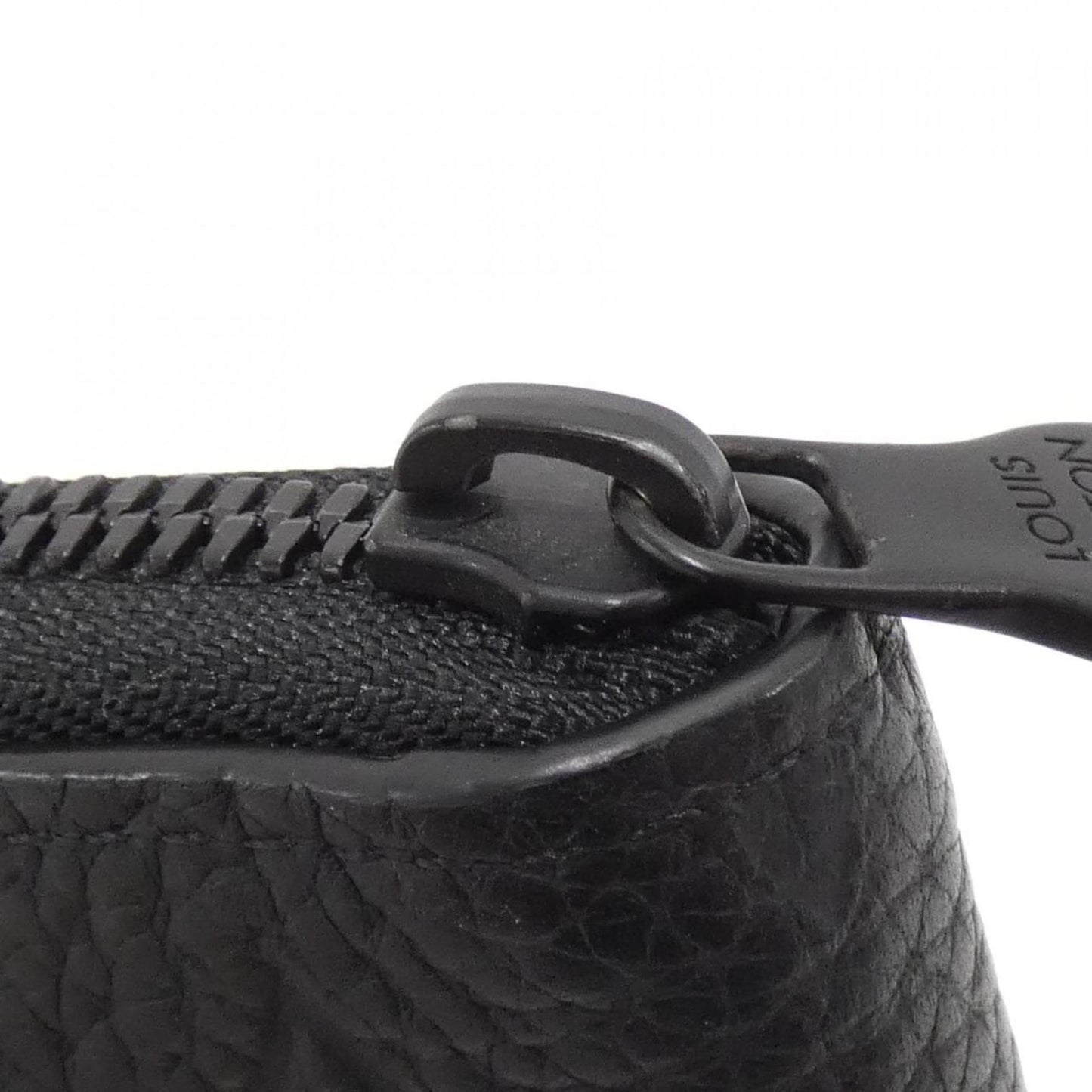 Louis Vuitton Taurillon Monogram Zippy Wallet Vertical M69047