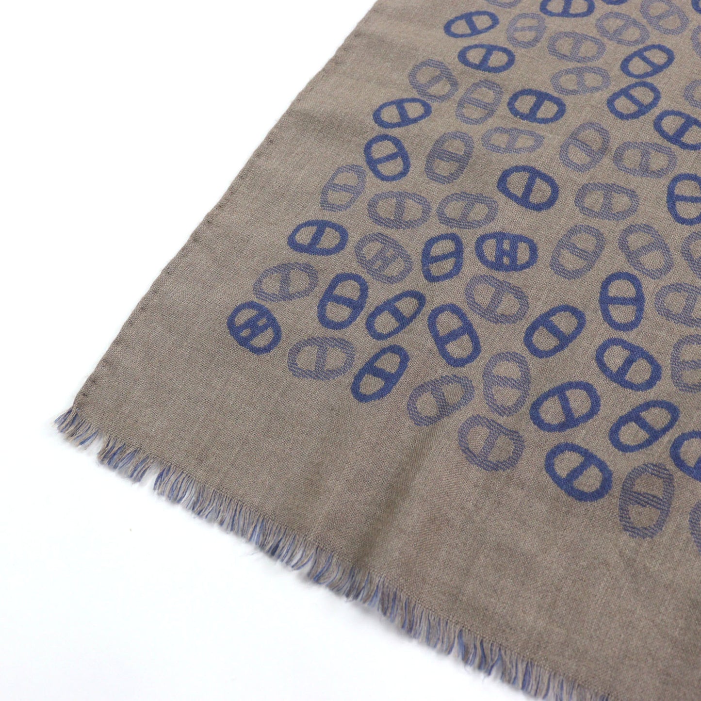 Hermes Men'S Cashmere And Silk Chaine D'Ancre All-Over Print Two-Tone Stole/Scarf In Blue Light