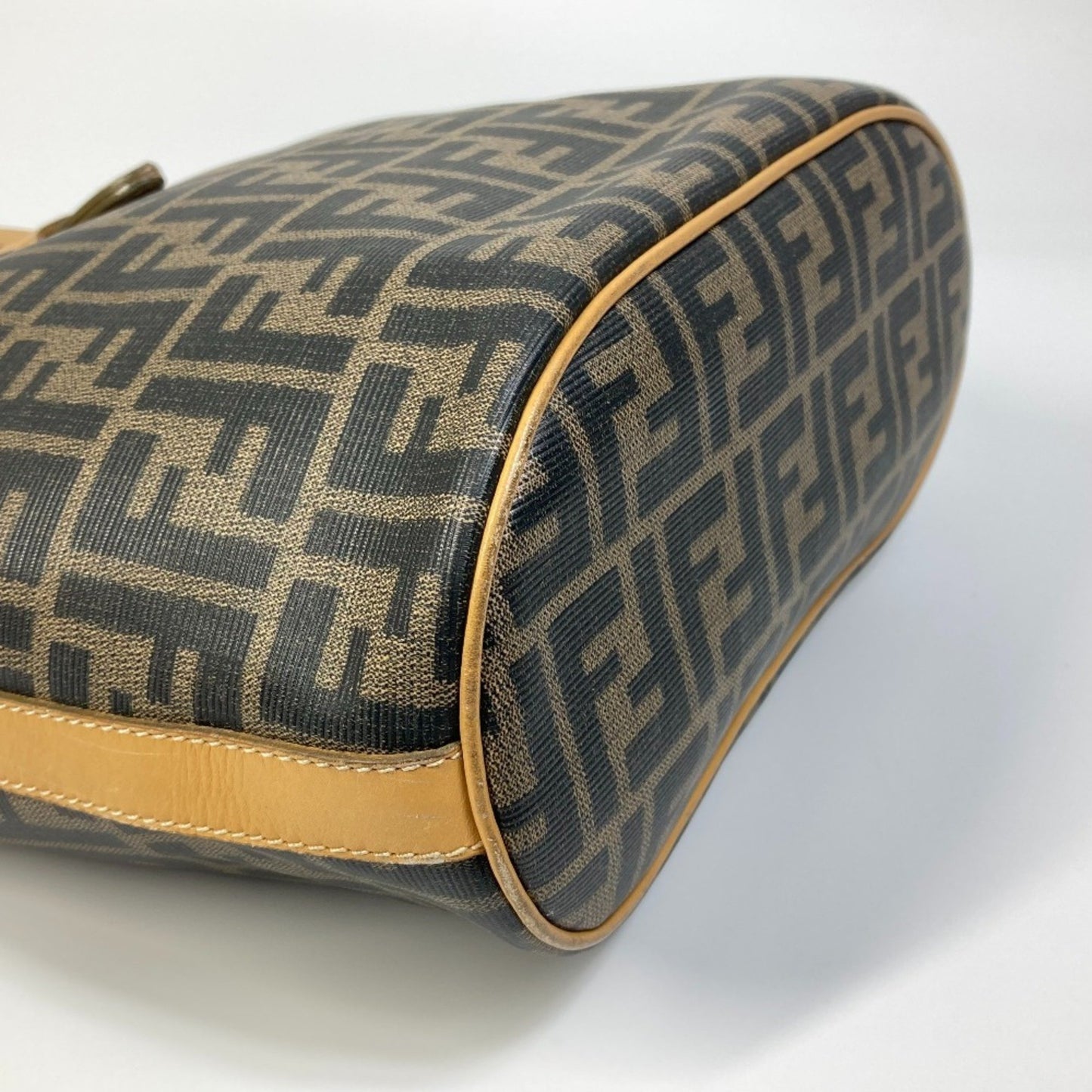 Fendi Zucca Pattern Bucket Tote Bag In Pvc And Leather