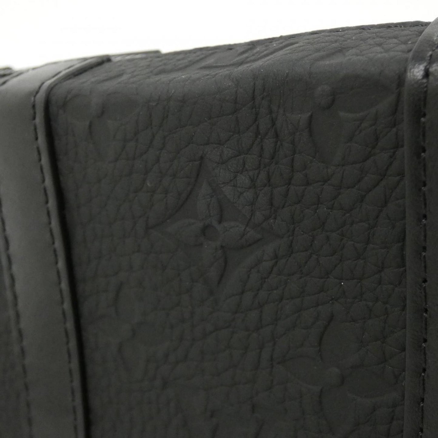 Louis Vuitton Taurillon Monogram Soft Trunk Wallet M80224 Shoulder Bag