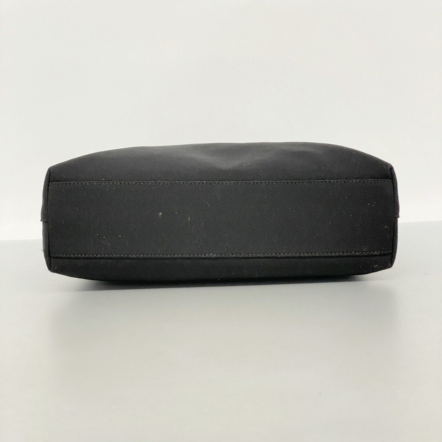 Salvatore Ferragamo Vara Shoulder Bag In Black Nylon