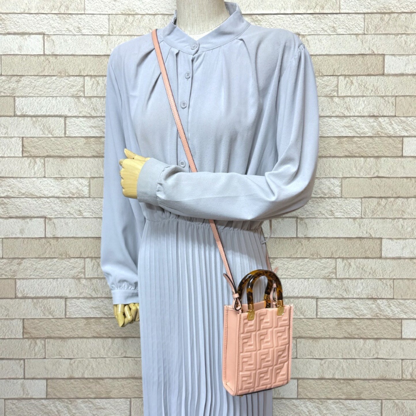 Fendi Sunshine Shopper Mini Shoulder Bag