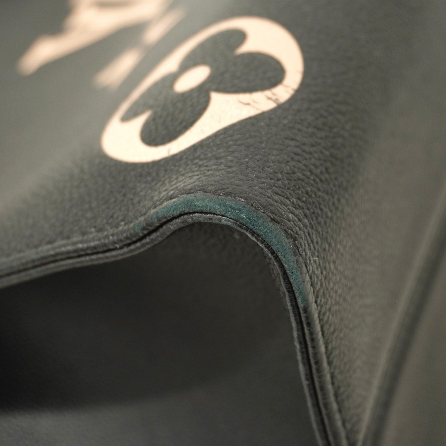 Louis Vuitton Monogram Empreinte Two-Tone On-The-Go Tote Bag M45495 Black/Beige 2-Way