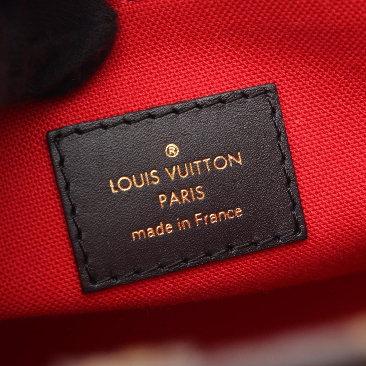 Louis Vuitton On The Go Pm Monogram Giant Reverse Handbag