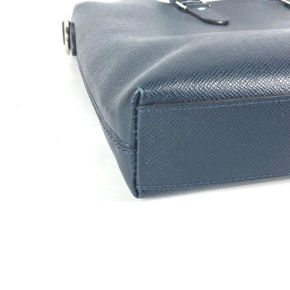 Louis Vuitton Louis Vuitton M33417 Taiga Anton Bag Shoulder Leather
