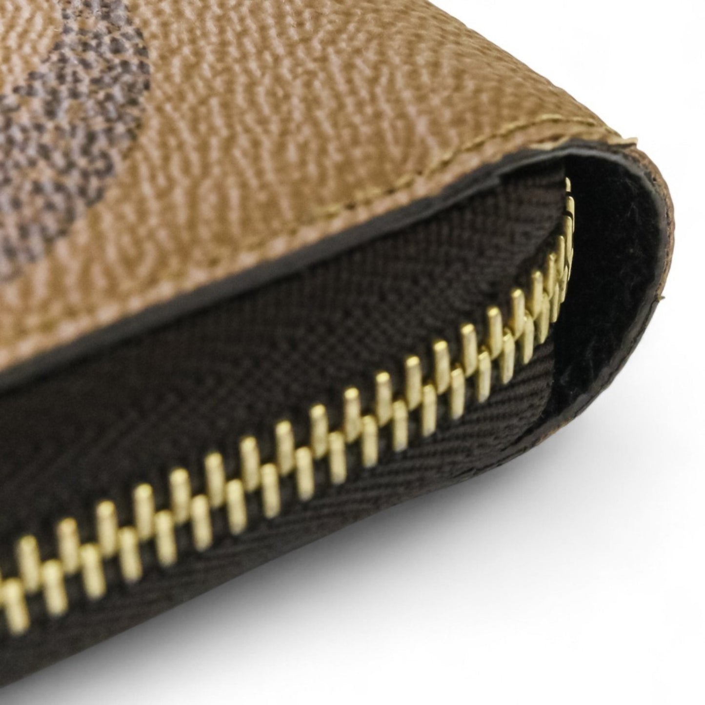 Louis Vuitton Monogram Giant Reverse Zippy Wallet M69353 Brown
