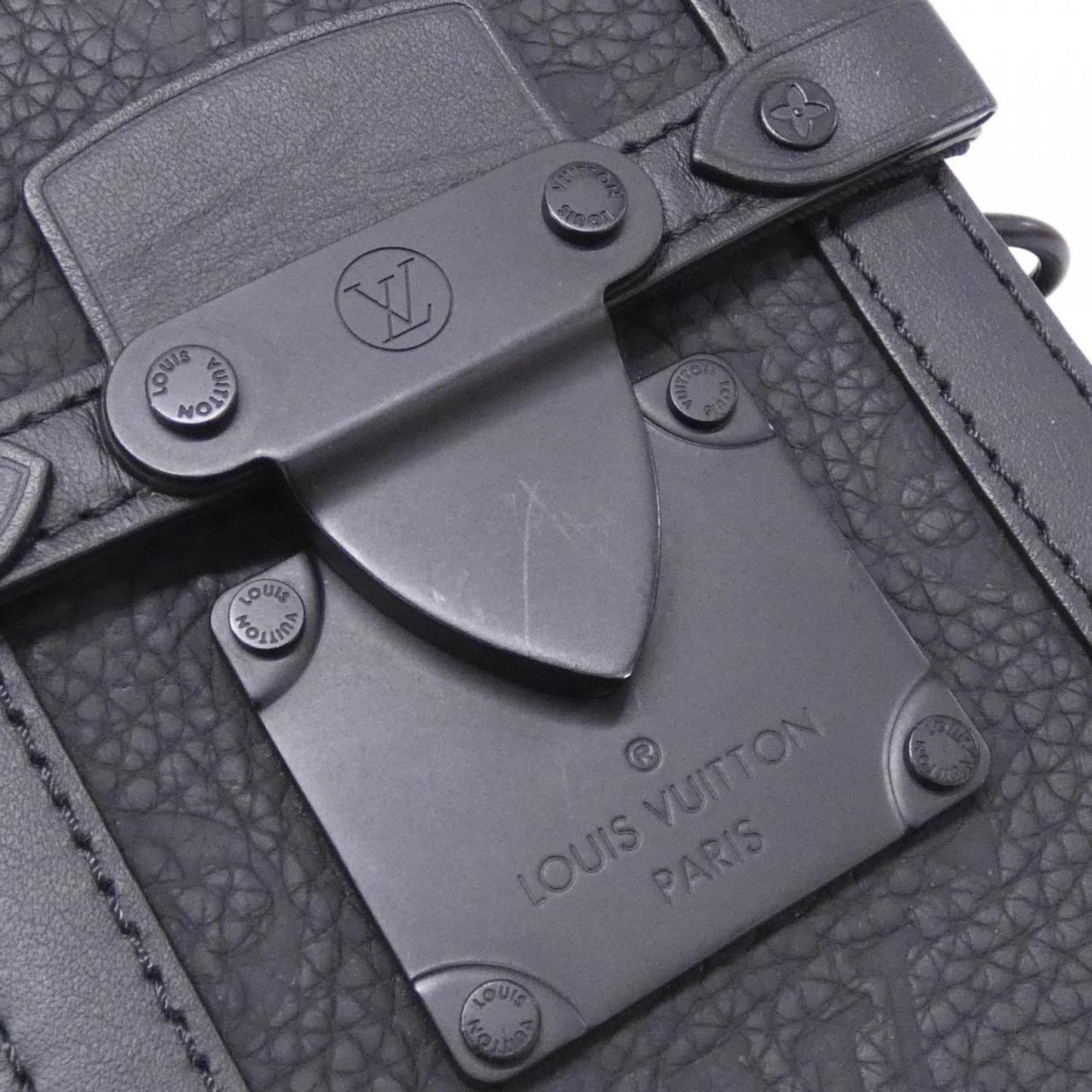 Louis Vuitton Taurillon Monogram Vertical Trunk Wearable Wallet M82070 Shoulder Bag