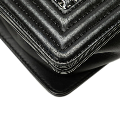 Chanel Boy Chanel 25 Crossbody Chain Shoulder Bag In Black