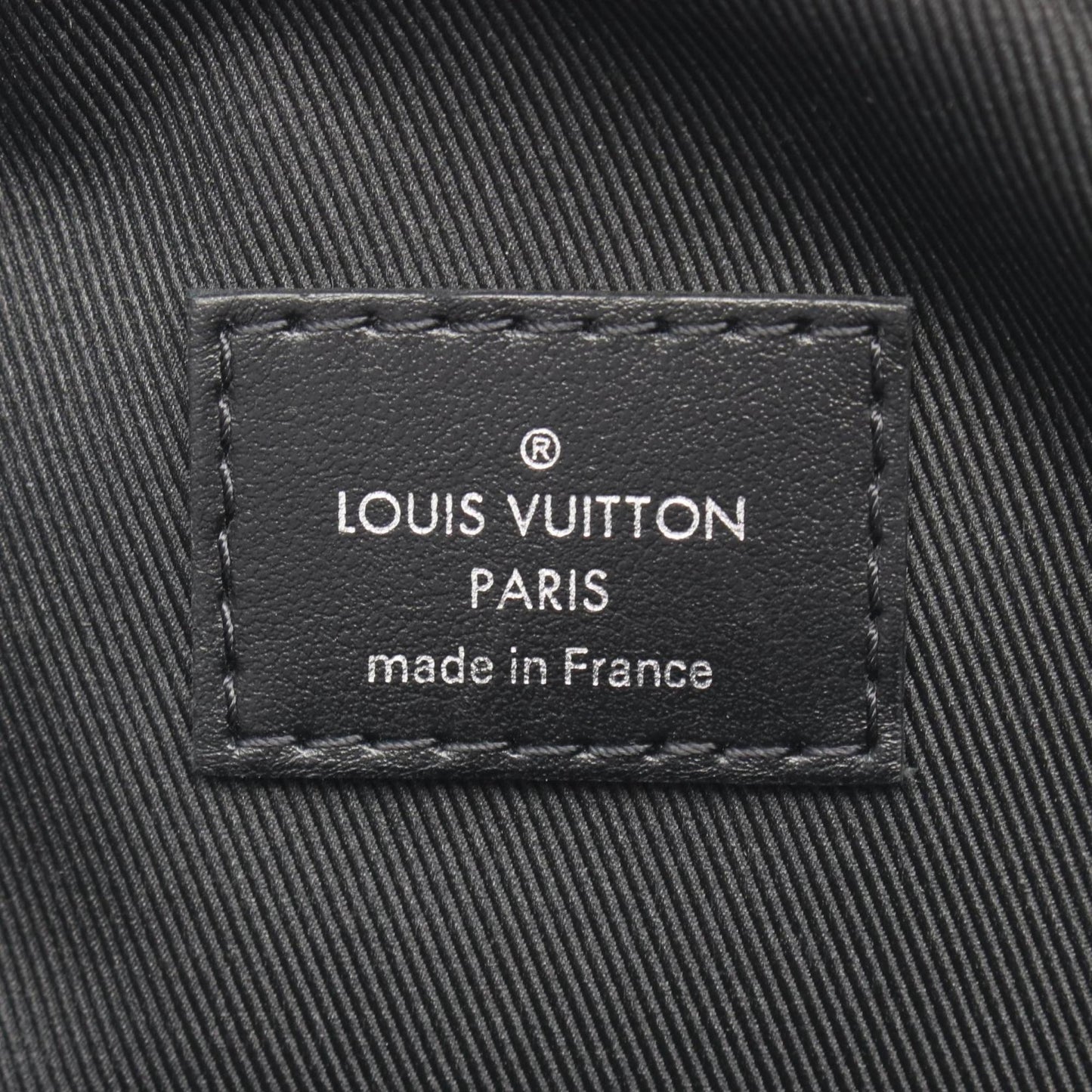 Louis Vuitton Avenue Sling Bag