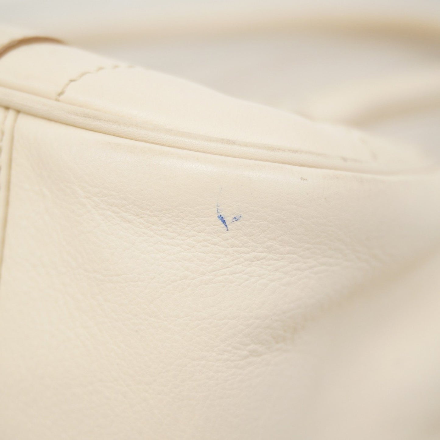 Christian Dior Shoulder Bag Leather White
