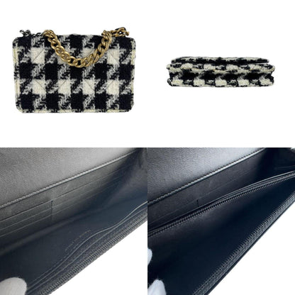 Chanel Chanel Chain Wallet