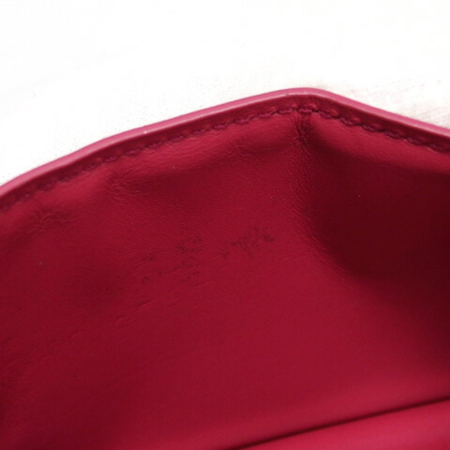 Louis Vuitton Portefeuille Capucines Tri-Fold Wallet Black