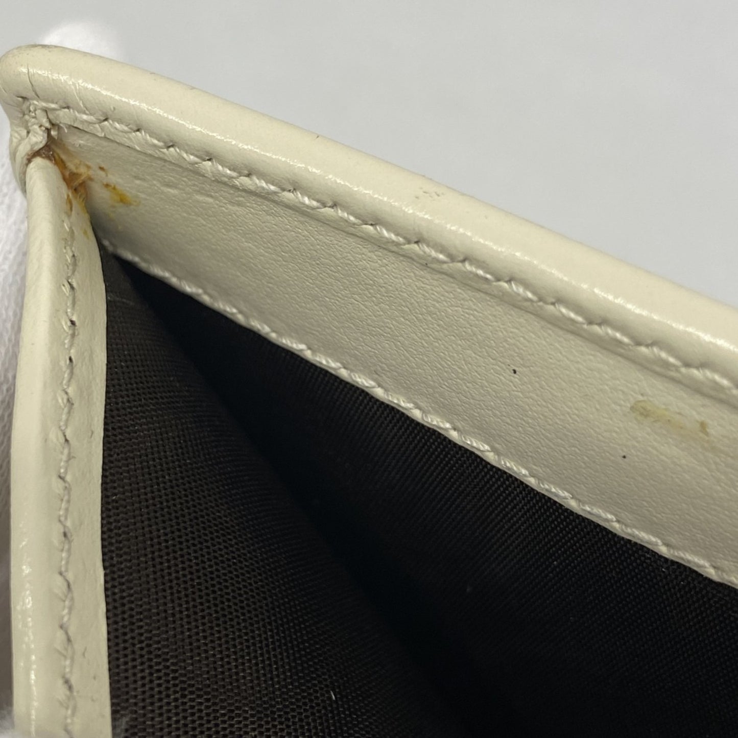 Gucci Horsebit Wallet 621891 Leather White