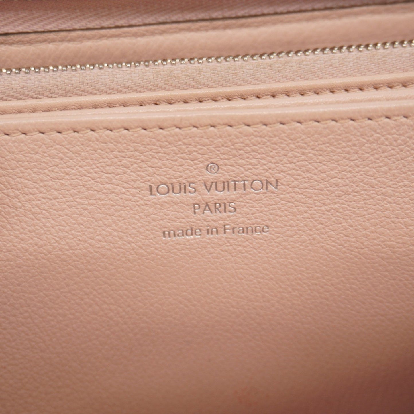 Louis Vuitton Mahina Zippy Wallet M61868 Magnolia