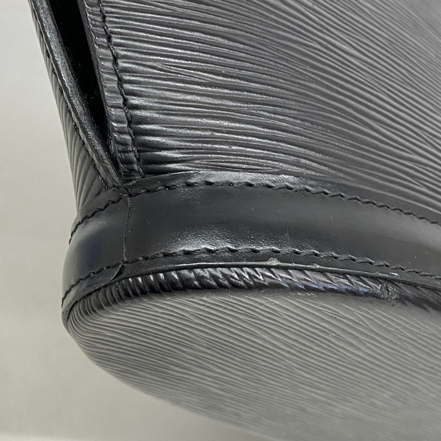 Louis Vuitton Epi Saint-Jacques Handbag M52272 Noir