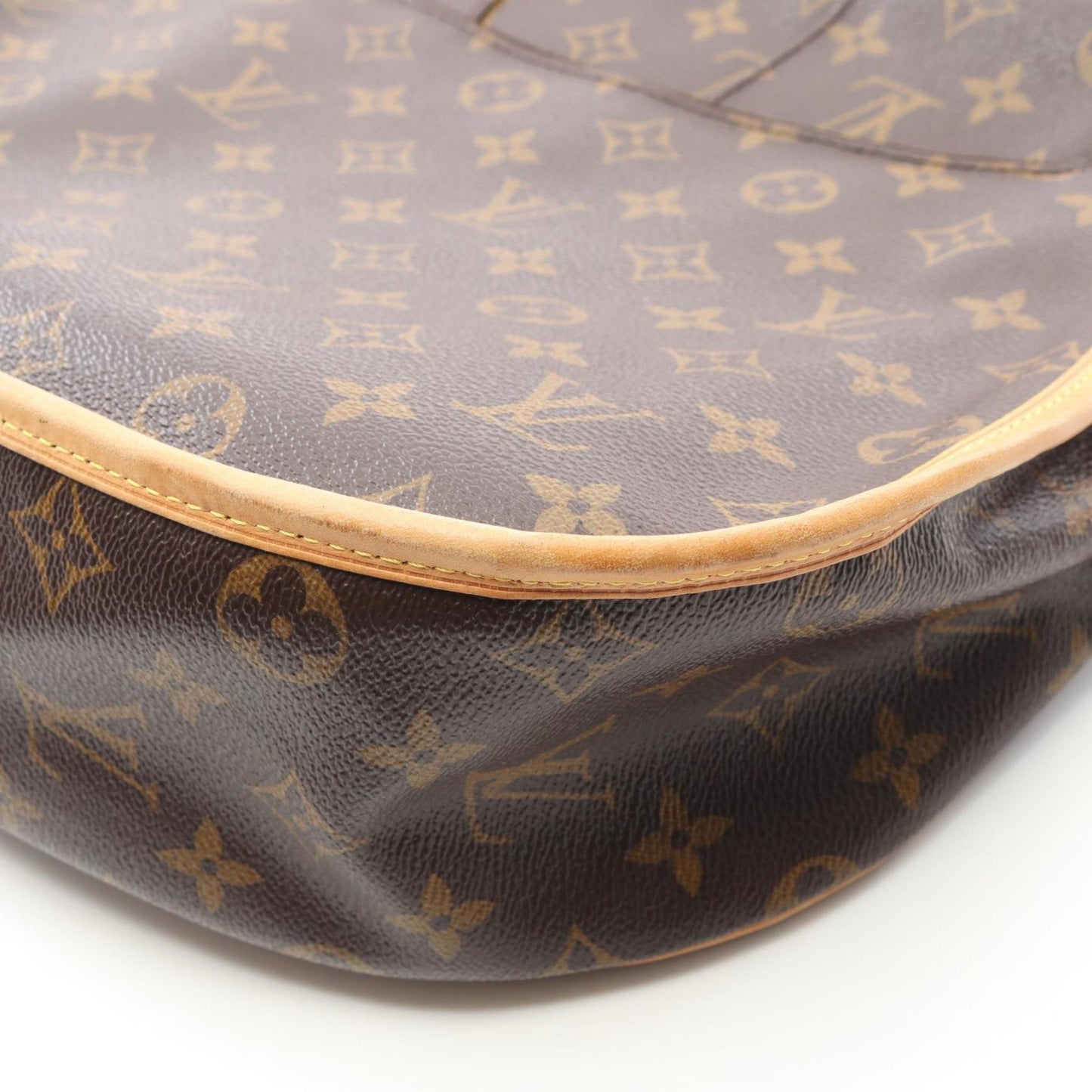 Louis Vuitton Mnilmontant Mm Shoulder Bag In Coated Canvas And Leather With Monogram Design
