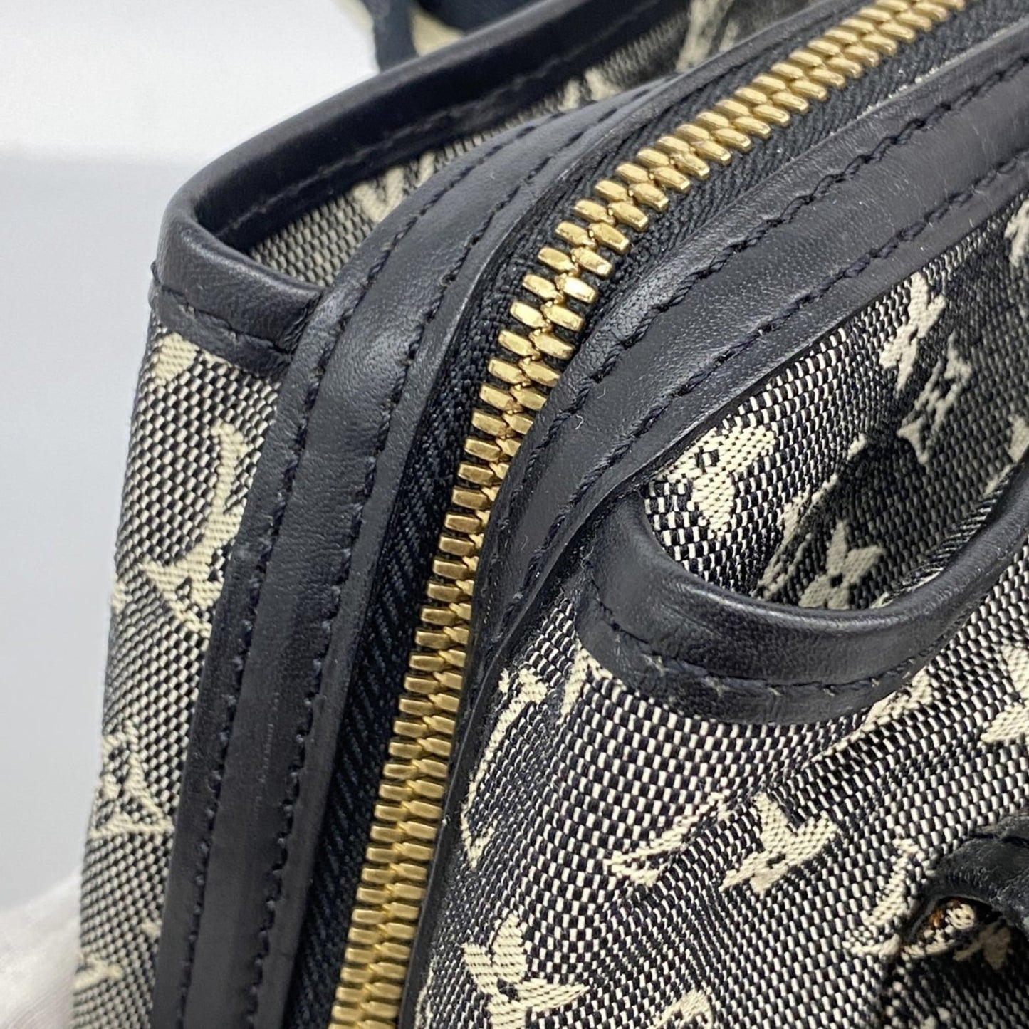 Louis Vuitton Monogram Mini Sac Marie Kate Handbag M92508 Noir