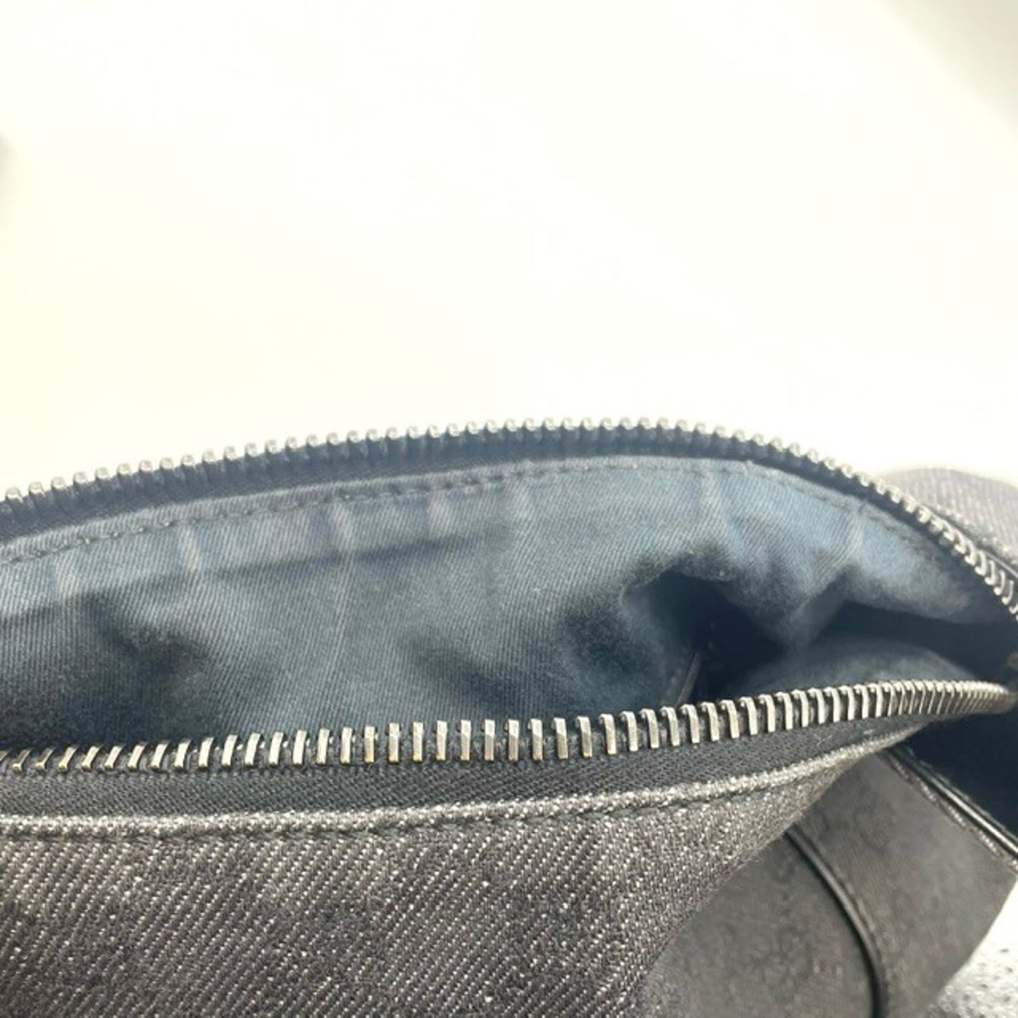 Gucci 101292 Shoulder Bag/Handbag In Black Gg Canvas