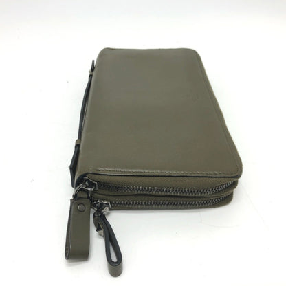 Valentino Garavani Rockstud Double Zip Wallet