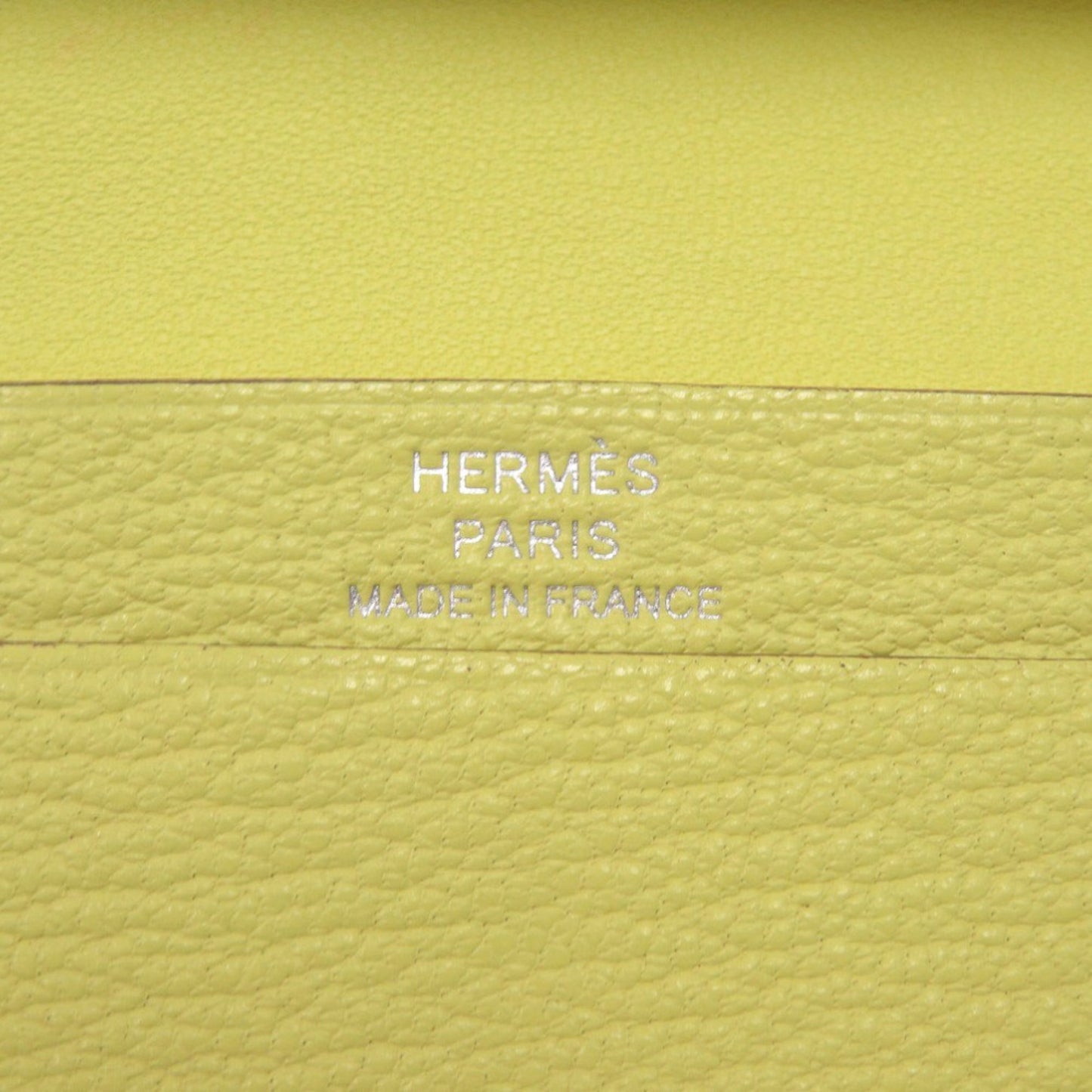 Like New Herms Bearn Card Case