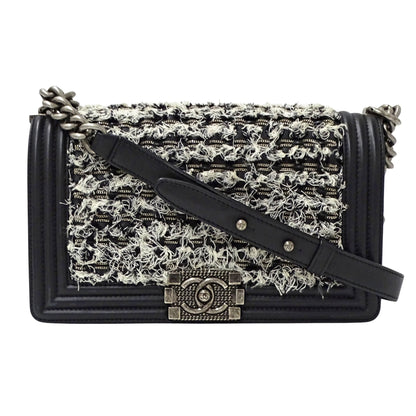 Chanel Boy Women'S Shoulder Bag In Tweed Leather